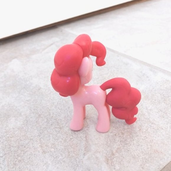 NEW My Little Pony Pinkie Pie - Picture 2 of 3